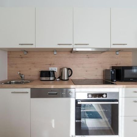 Hm • Sleek 1Br Home With Balcony Βιέννη Εξωτερικό φωτογραφία